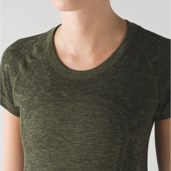Lululemon Swiftly Tech Short Sleeve Crew Camo Dark Olive Brave Olive Size 4 - Picture 2 of 11